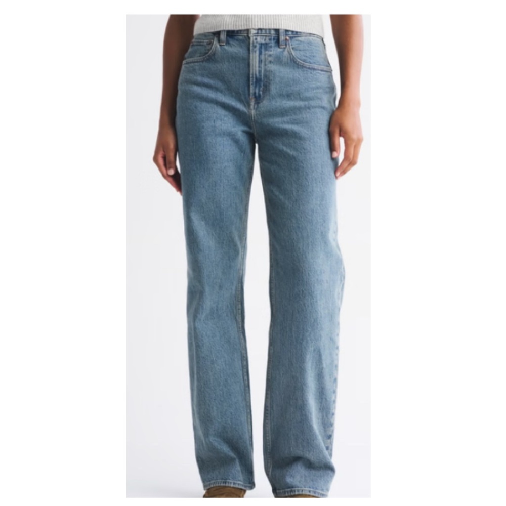 Abercrombie & Fitch Curve Love High Rise 90s Relaxed Jean Size 33